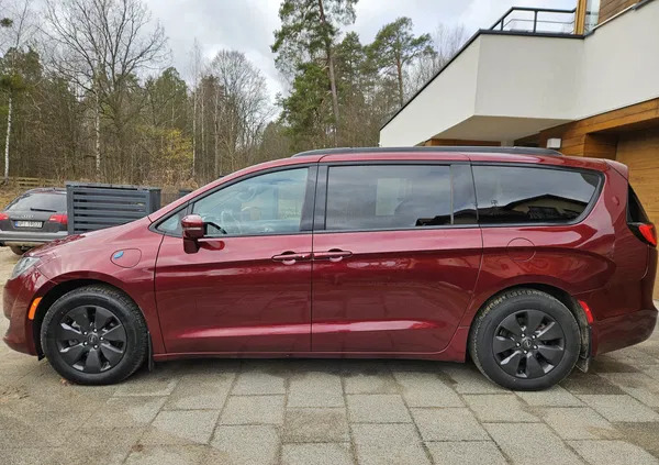 samochody osobowe Chrysler Pacifica cena 149998 przebieg: 98000, rok produkcji 2019 z Janowiec Wielkopolski